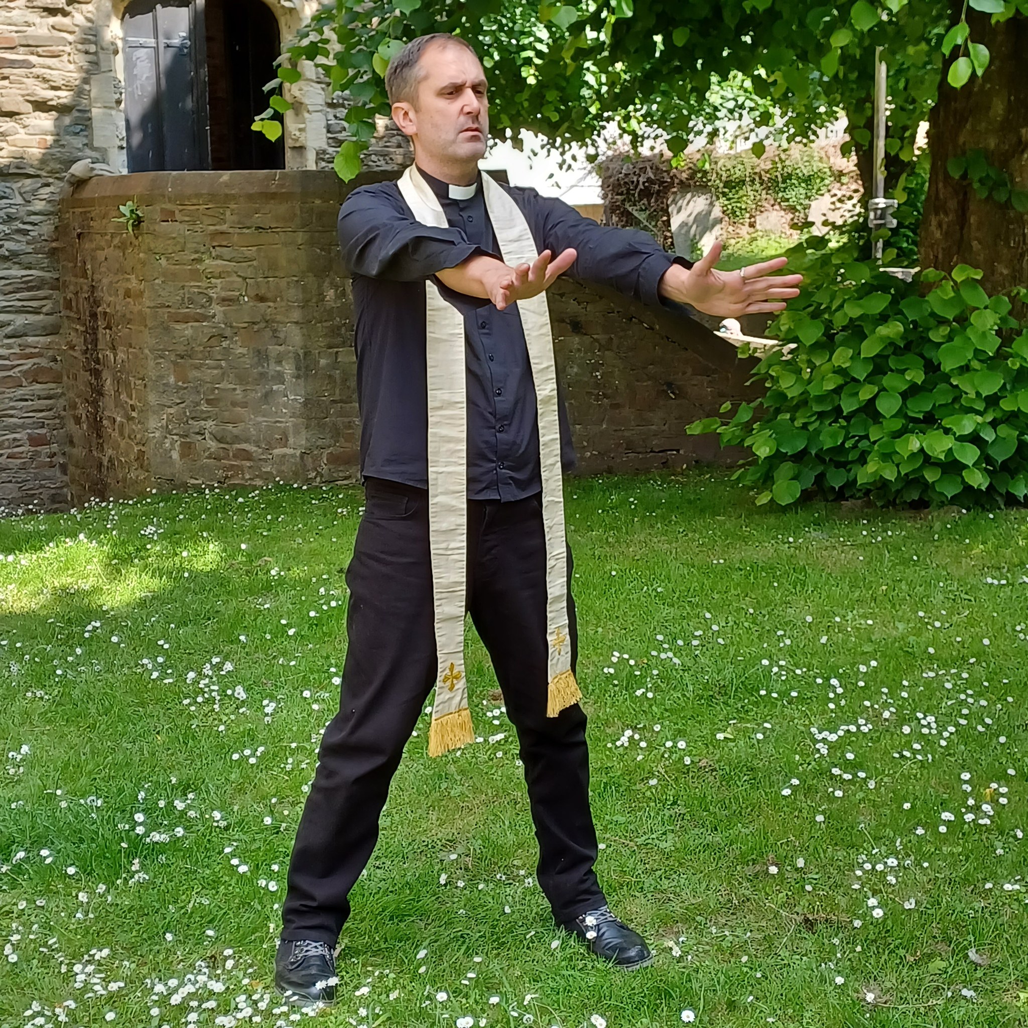 Dracula BTS photo courtesy of Cheryl Rowlands